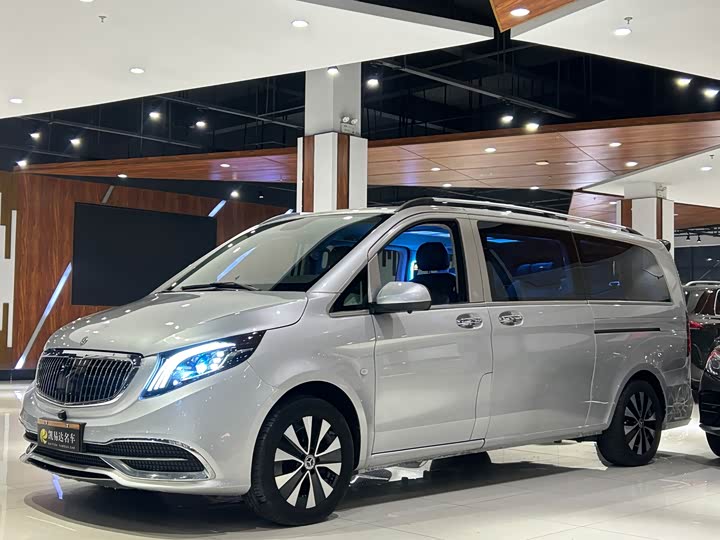 Фото 1 - Mercedes-Benz Vito