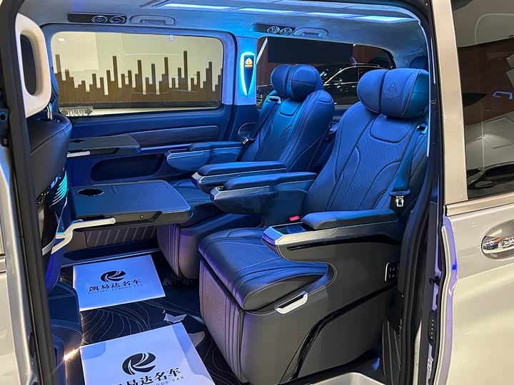 Фото 16 - Mercedes-Benz Vito