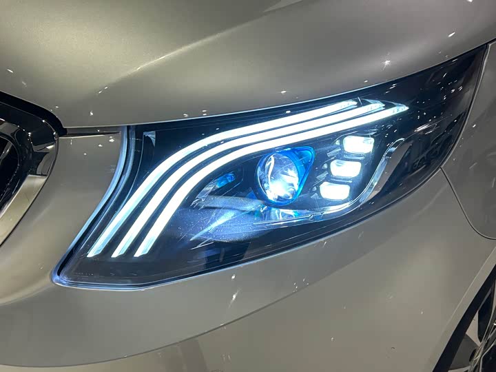 Фото 2 - Mercedes-Benz Vito