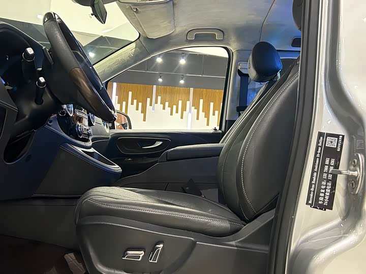 Фото 7 - Mercedes-Benz Vito