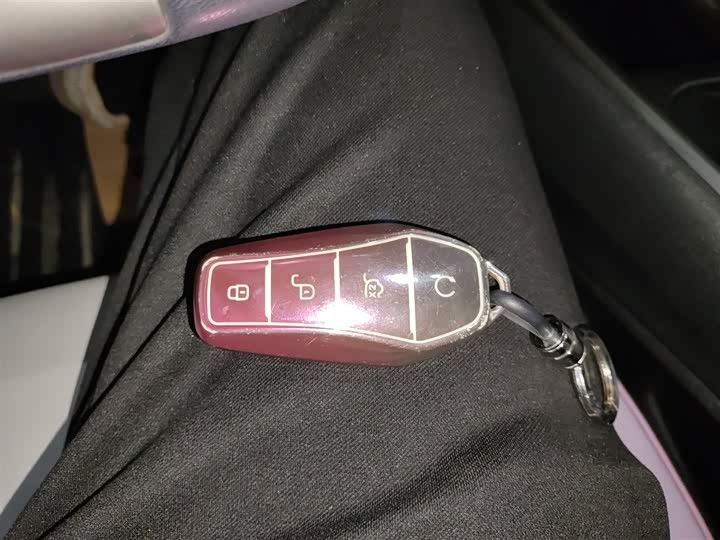 Фото 9 - BYD Dolphin