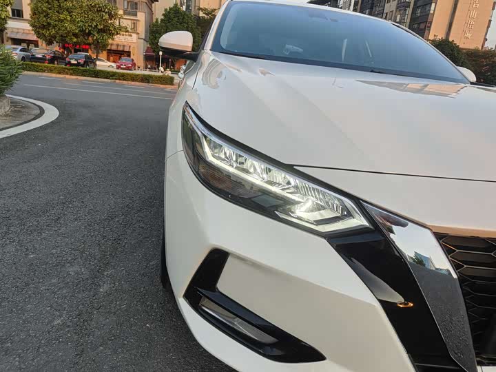 Фото 20 - Nissan Sylphy