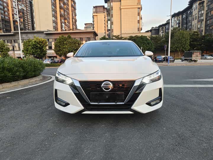 Фото 3 - Nissan Sylphy