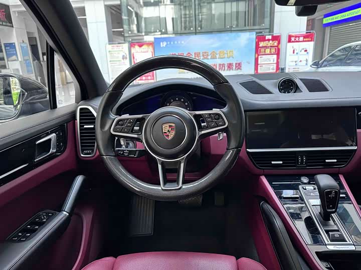 Фото 11 - Porsche Cayenne