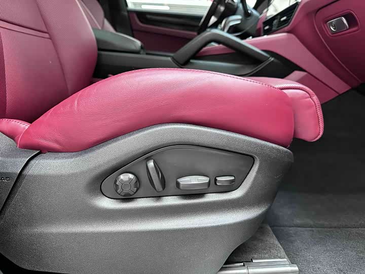 Фото 21 - Porsche Cayenne