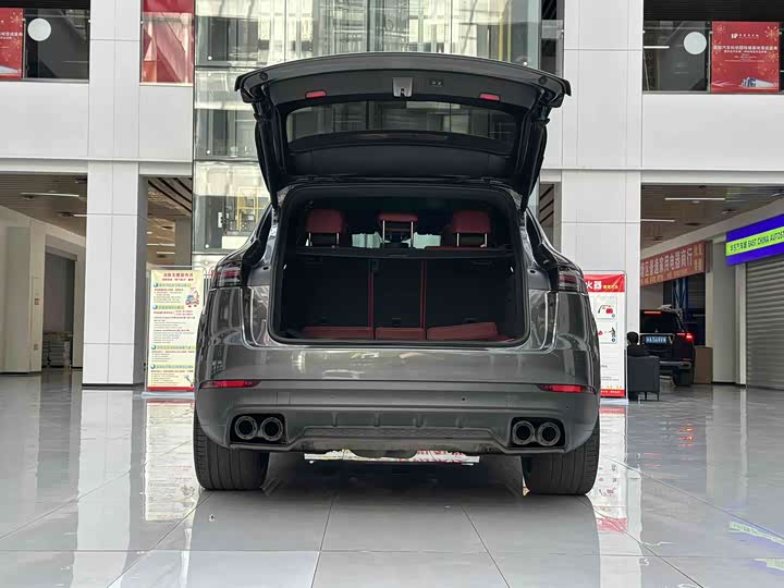 Фото 6 - Porsche Cayenne