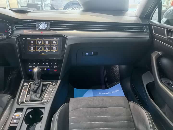 Фото 9 - Volkswagen Magotan