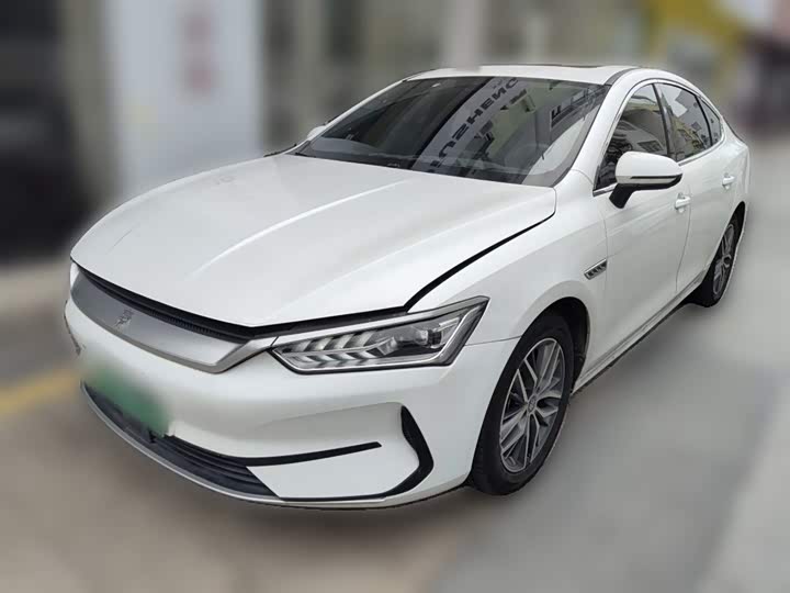 Фото 2 - BYD Qin Plus
