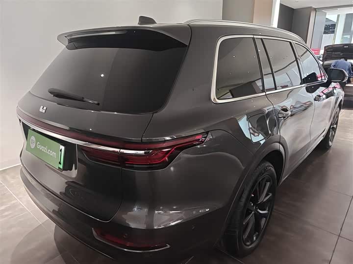 Фото 7 - LiXiang One