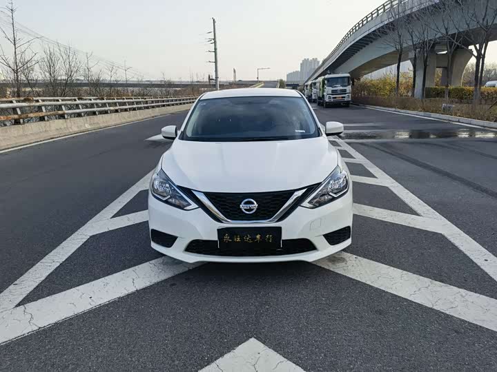 Фото 2 - Nissan Sylphy