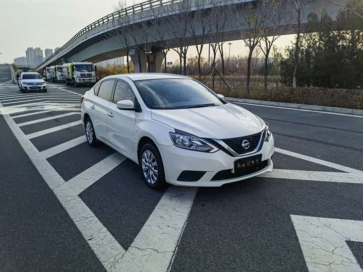 Фото 3 - Nissan Sylphy