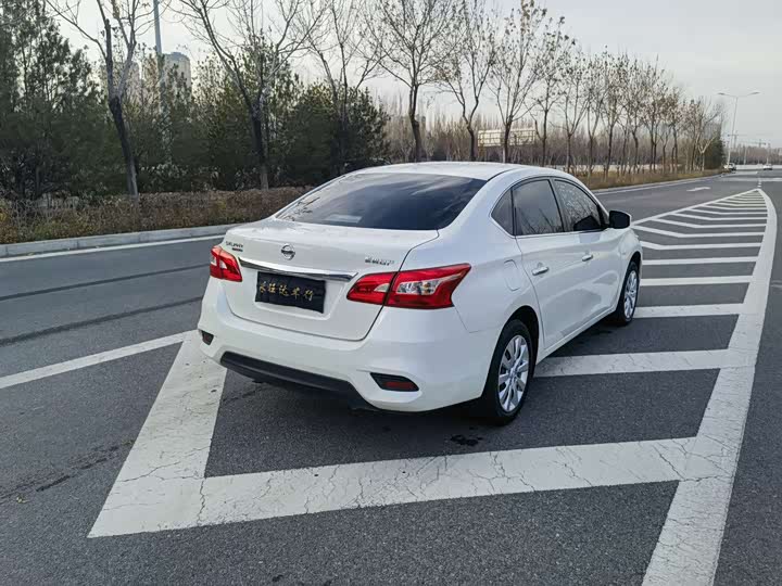 Фото 6 - Nissan Sylphy