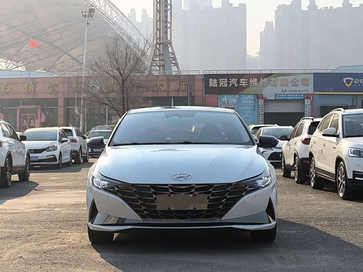 Фото 3 - Hyundai Elantra N line