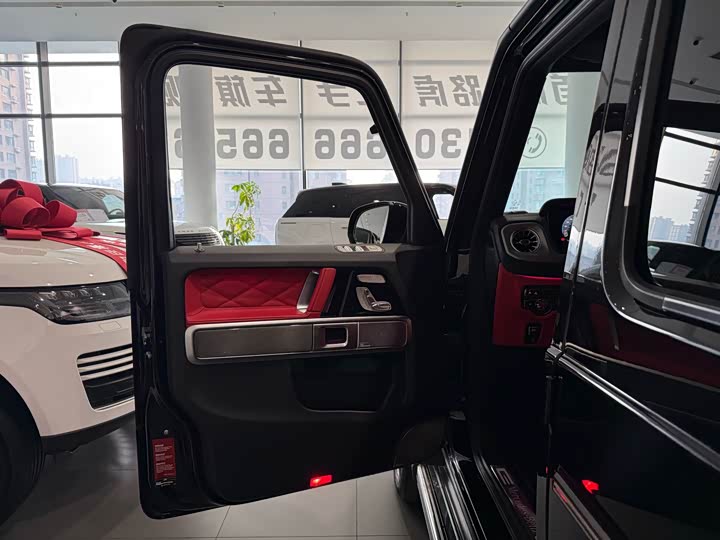 Фото 6 - Mercedes-Benz G-Class