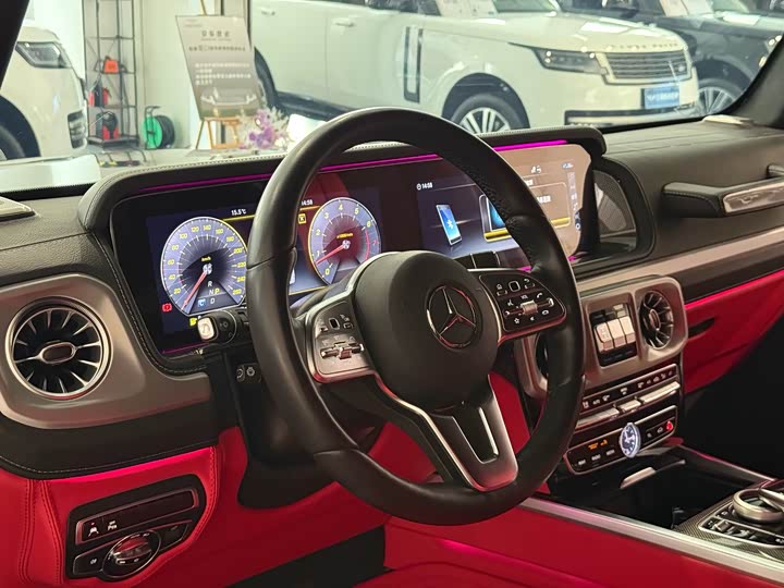 Фото 7 - Mercedes-Benz G-Class