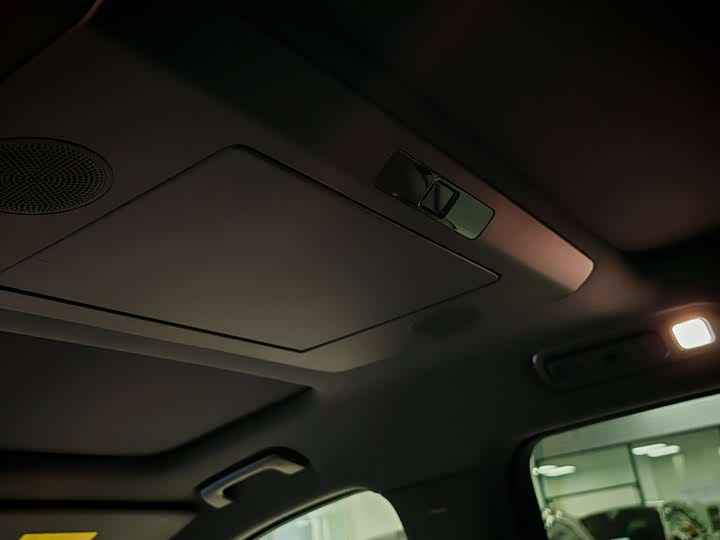 Фото 18 - LiXiang L9