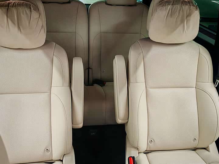 Фото 20 - LiXiang L9