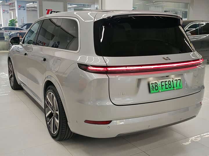 Фото 22 - LiXiang L9