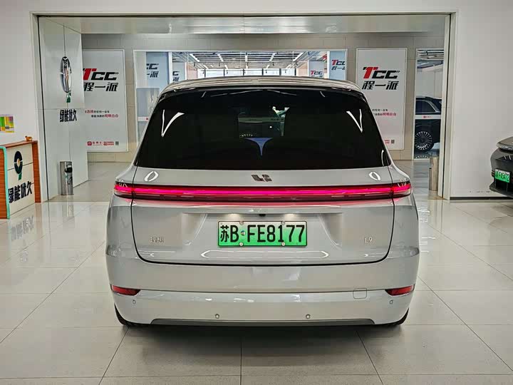 Фото 23 - LiXiang L9