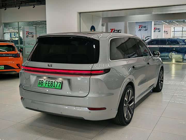 Фото 24 - LiXiang L9