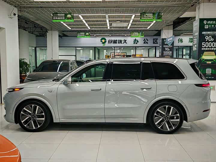 Фото 6 - LiXiang L9