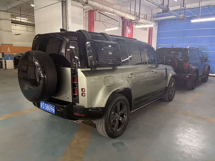 Фото 3 - Land Rover Defender