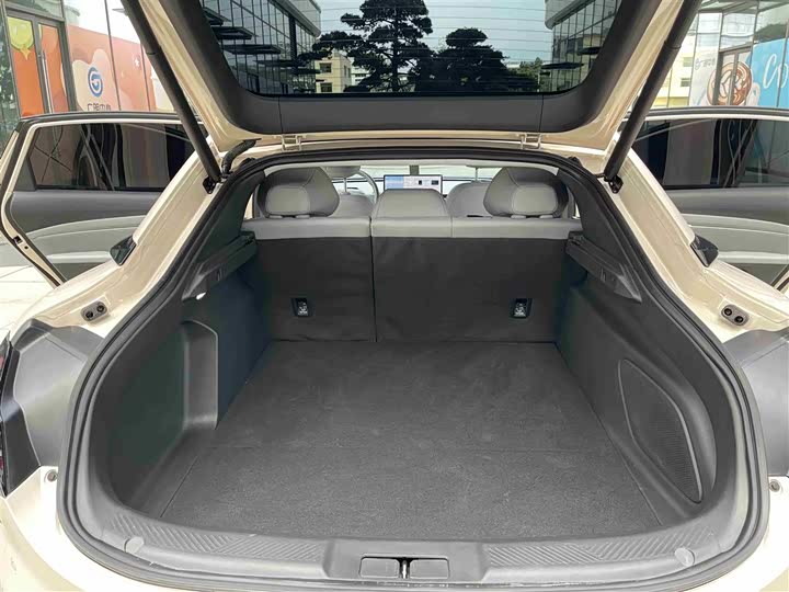 Фото 14 - XPeng Mona M03