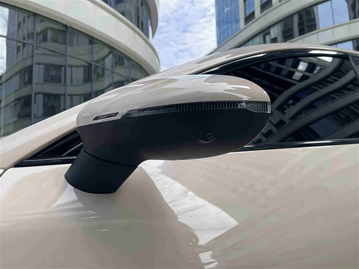 Фото 22 - XPeng Mona M03