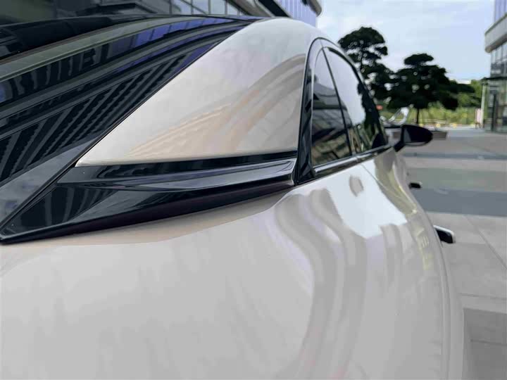 Фото 23 - XPeng Mona M03