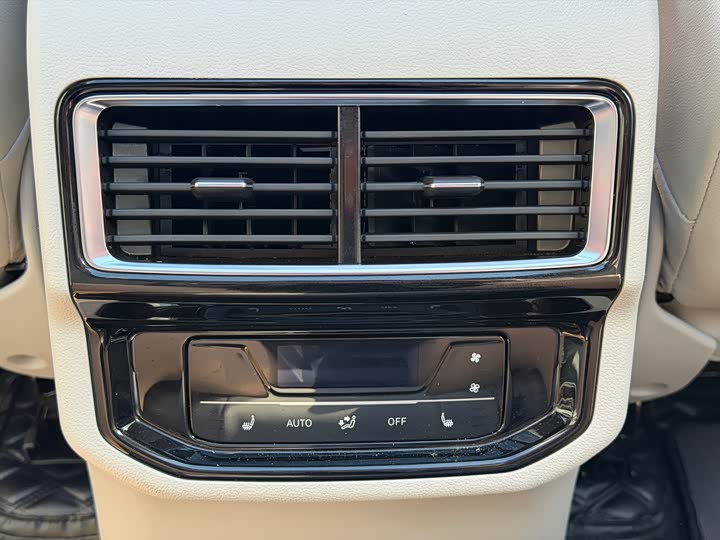 Фото 15 - Volkswagen Teramont Pro