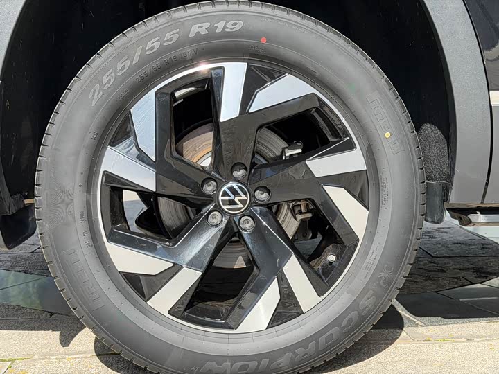 Фото 17 - Volkswagen Teramont Pro