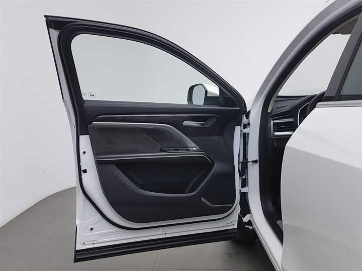 Фото 8 - Haval H6