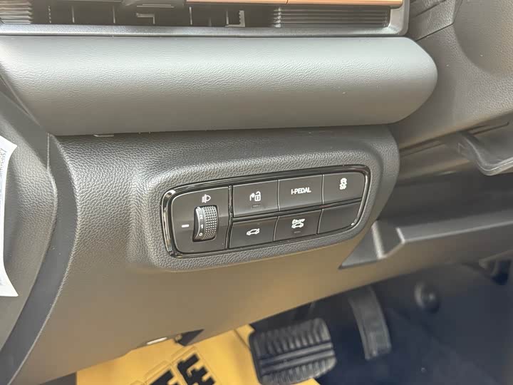 Фото 14 - GAC Aion S