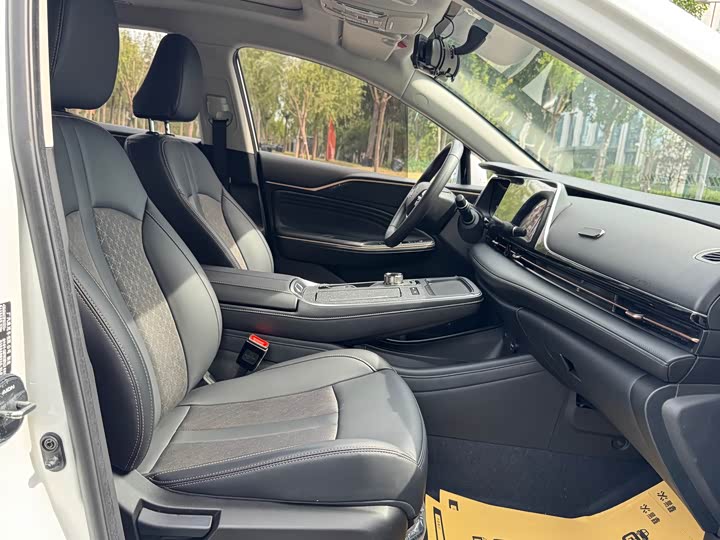 Фото 18 - GAC Aion S