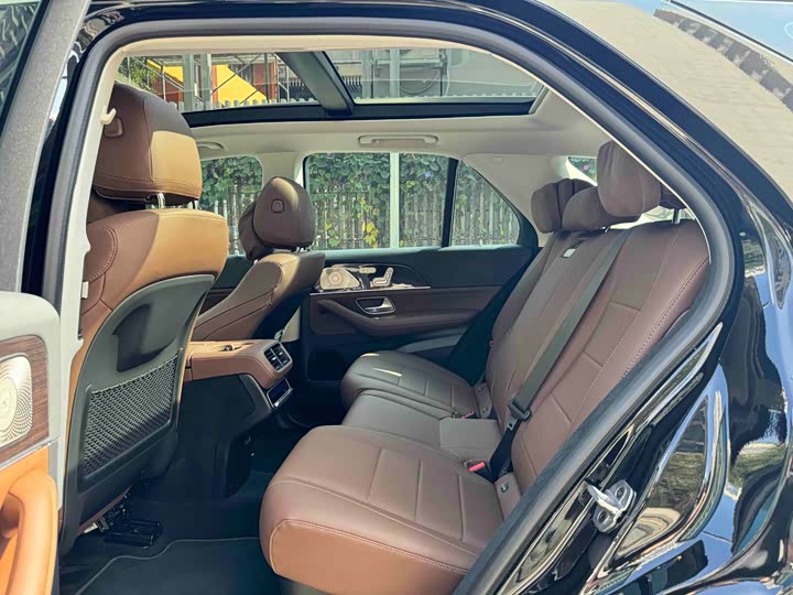 Фото 20 - Mercedes-Benz GLE-Class