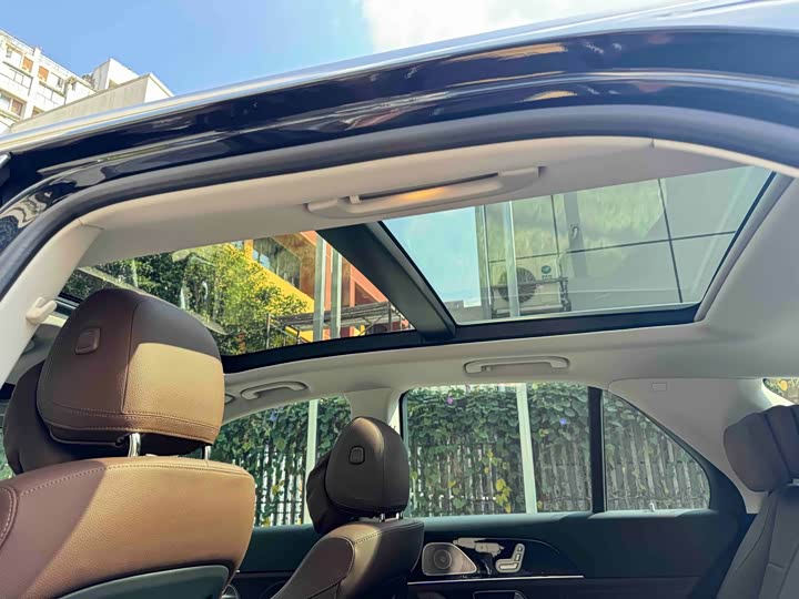 Фото 21 - Mercedes-Benz GLE-Class