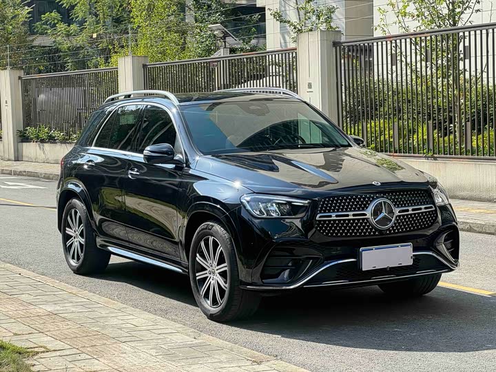 Фото 3 - Mercedes-Benz GLE-Class