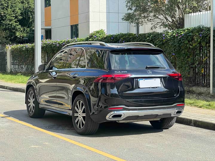 Фото 6 - Mercedes-Benz GLE-Class