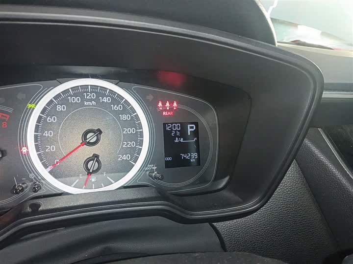 Фото 12 - Toyota Levin