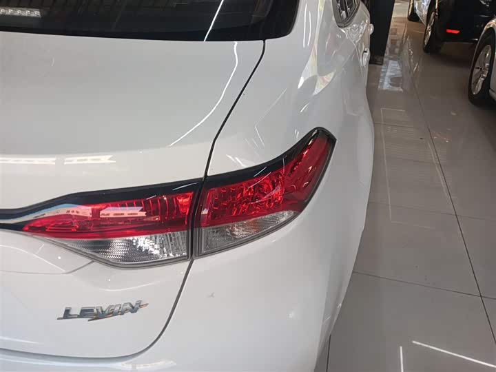 Фото 8 - Toyota Levin