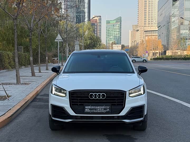 Фото 3 - Audi Q2L