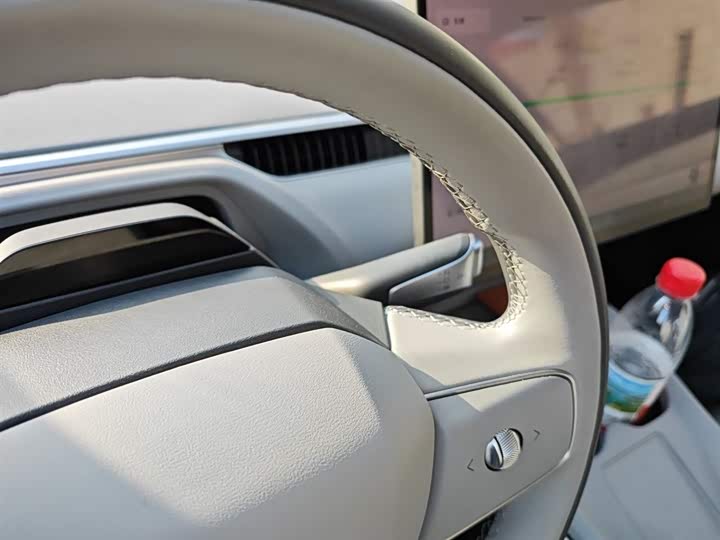 Фото 14 - XPeng Mona M03