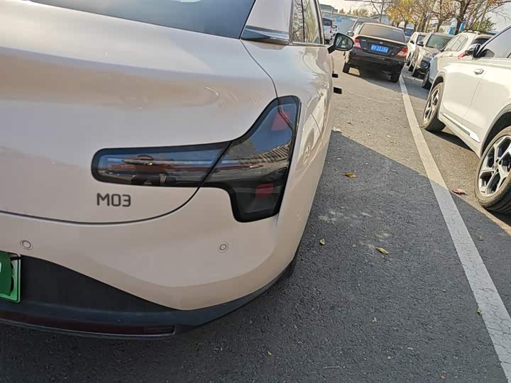 Фото 8 - XPeng Mona M03