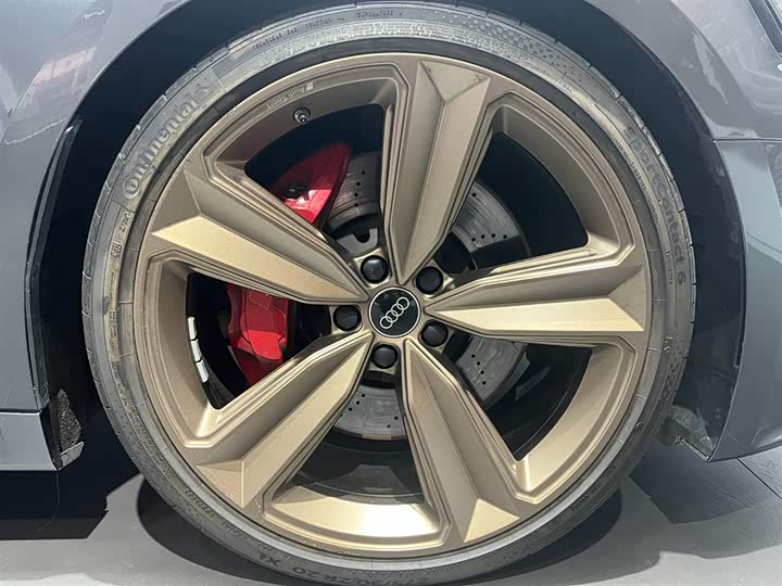 Фото 16 - Audi RS 5