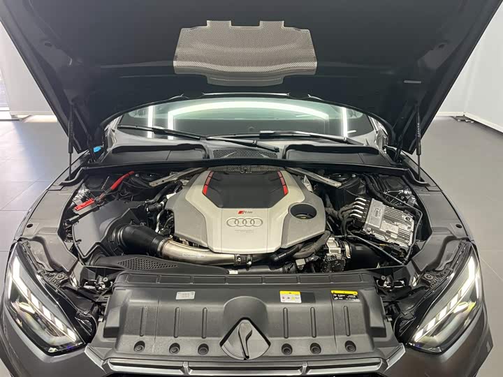 Фото 8 - Audi RS 5