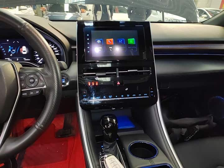 Фото 13 - Toyota Avalon