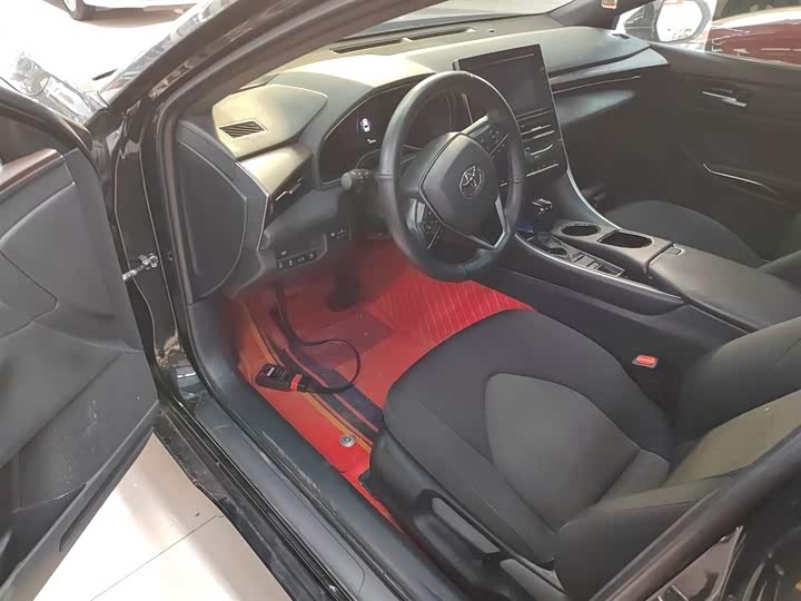 Фото 16 - Toyota Avalon