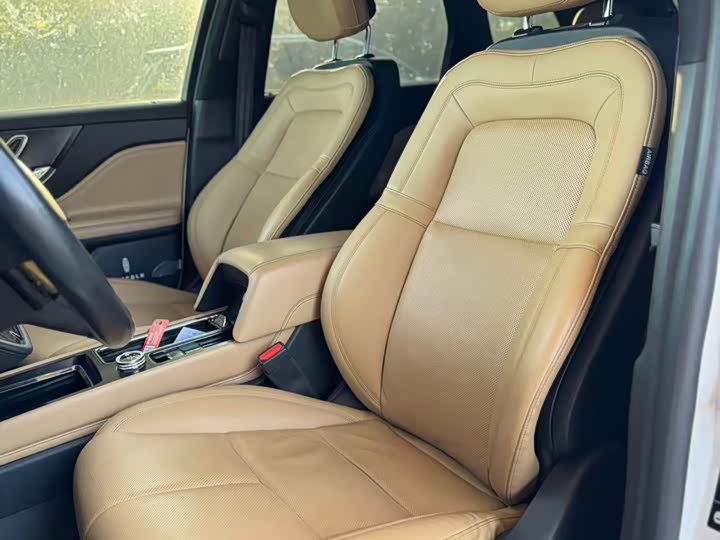 Фото 7 - Lincoln Corsair