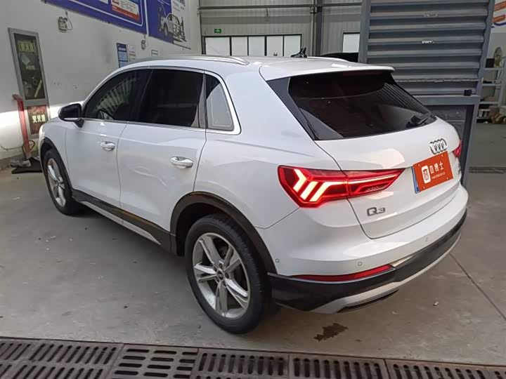 Фото 3 - Audi Q3