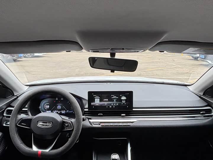 Фото 5 - Geely Emgrand